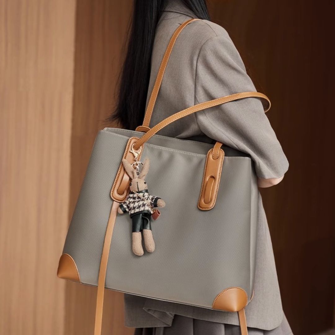 Éclat de Nuit Handbag