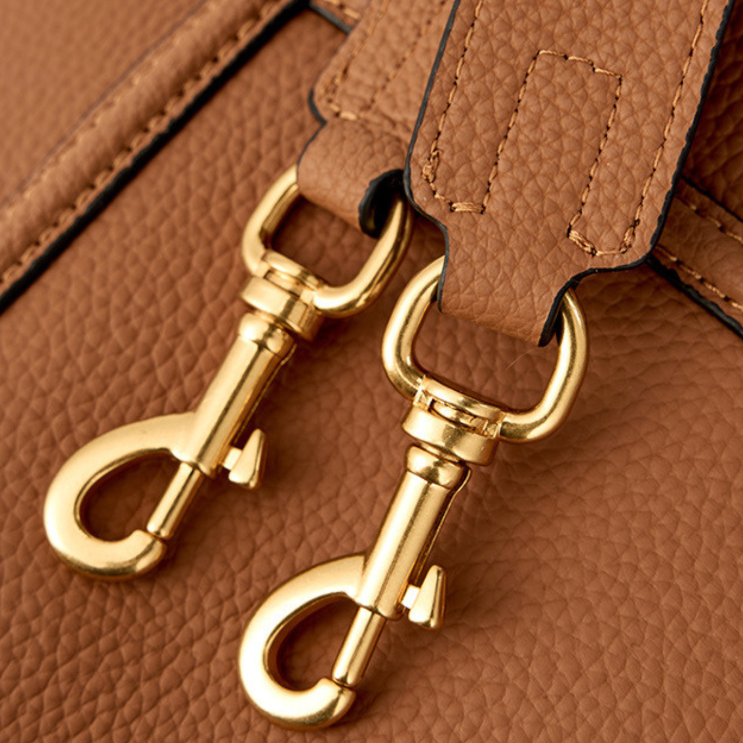 Valmont Grace Handbag