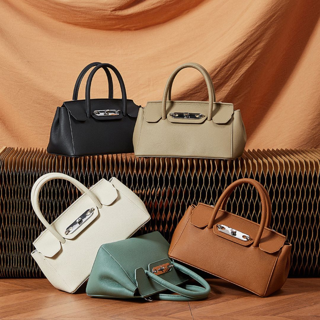 Regal Étoile Handbag