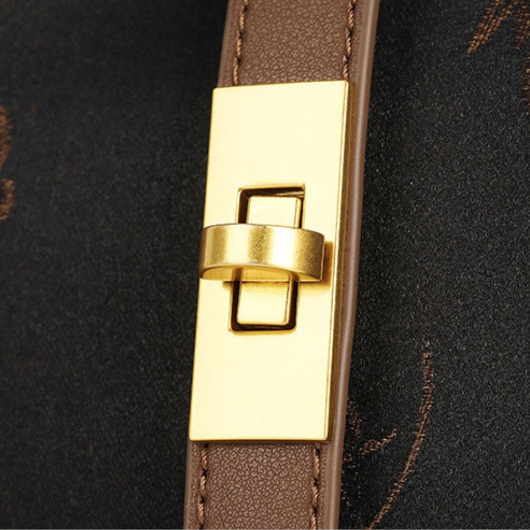 Perle Éternelle Handbag