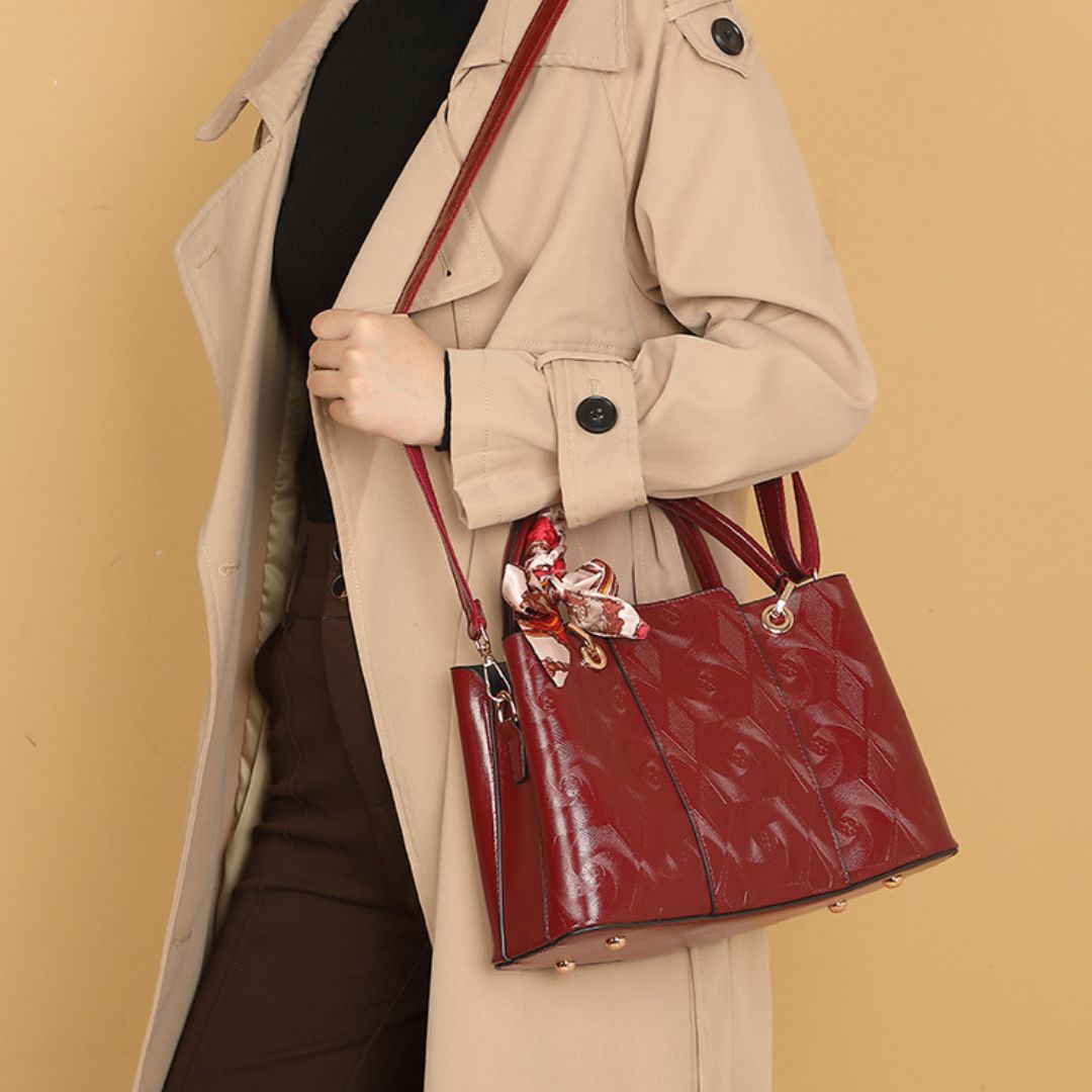 Sovereign Pearl Handbag