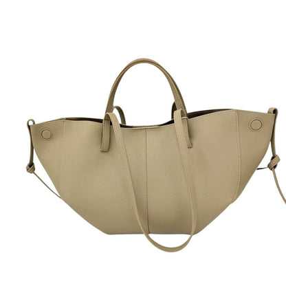 Noir Éminence Handbag