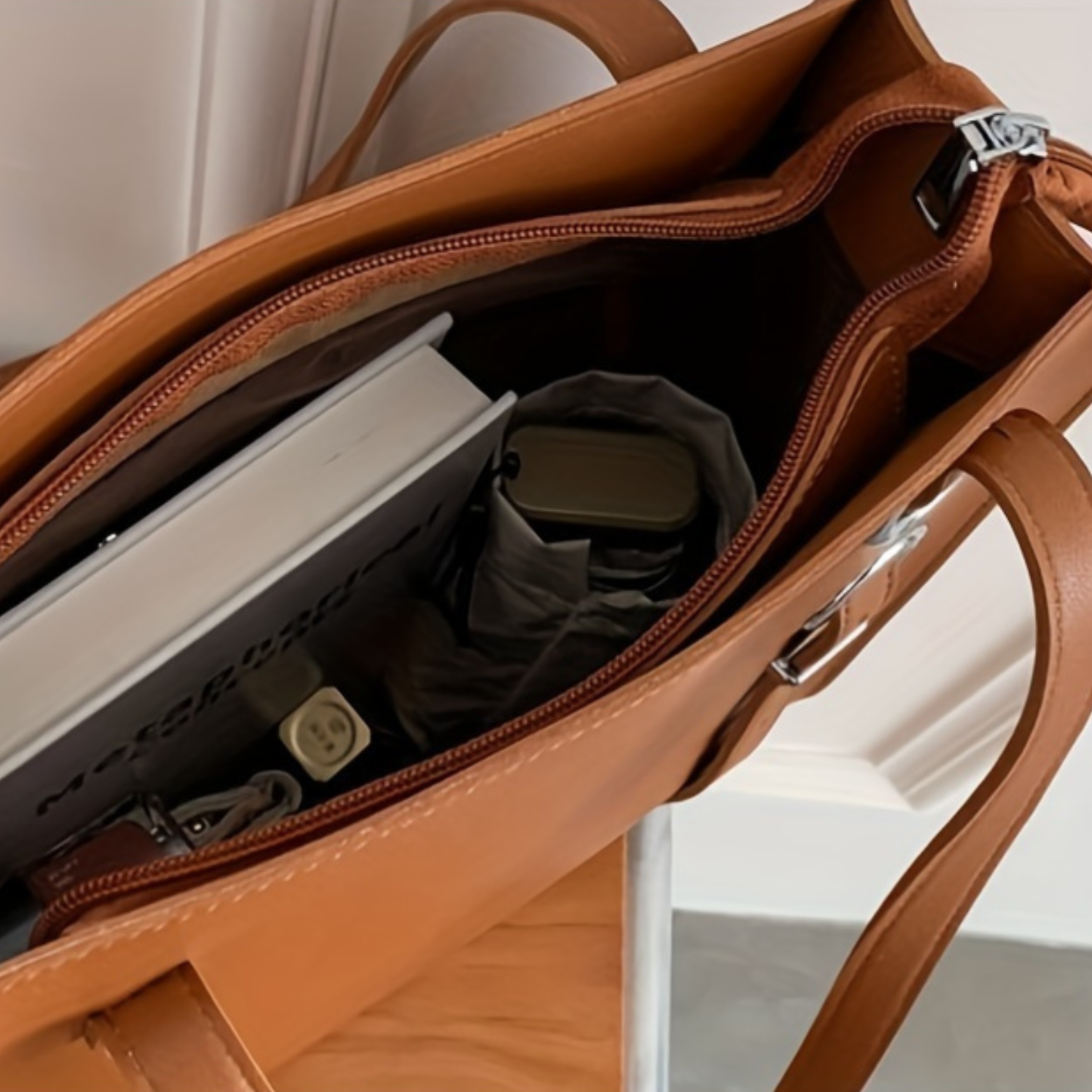 Sabine Classique Handbag