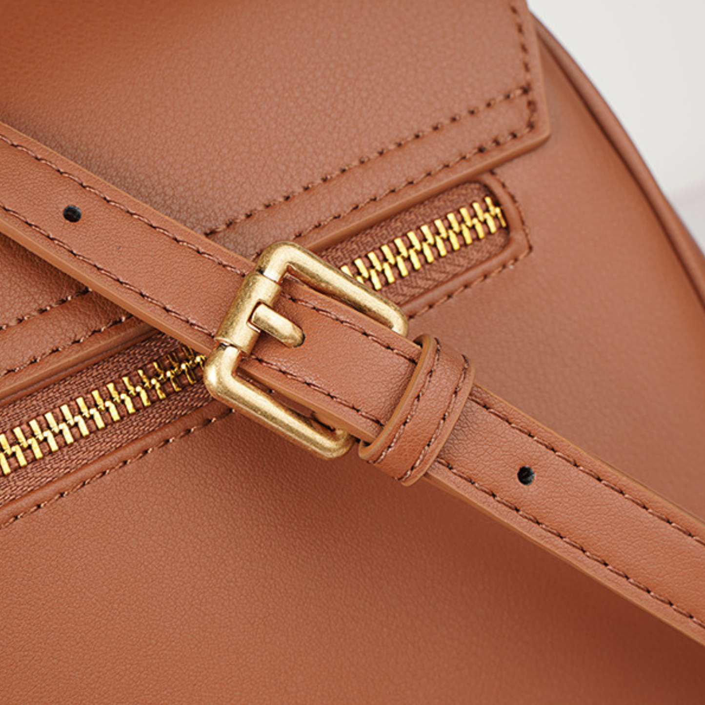 Vivienne Majesté Handbag