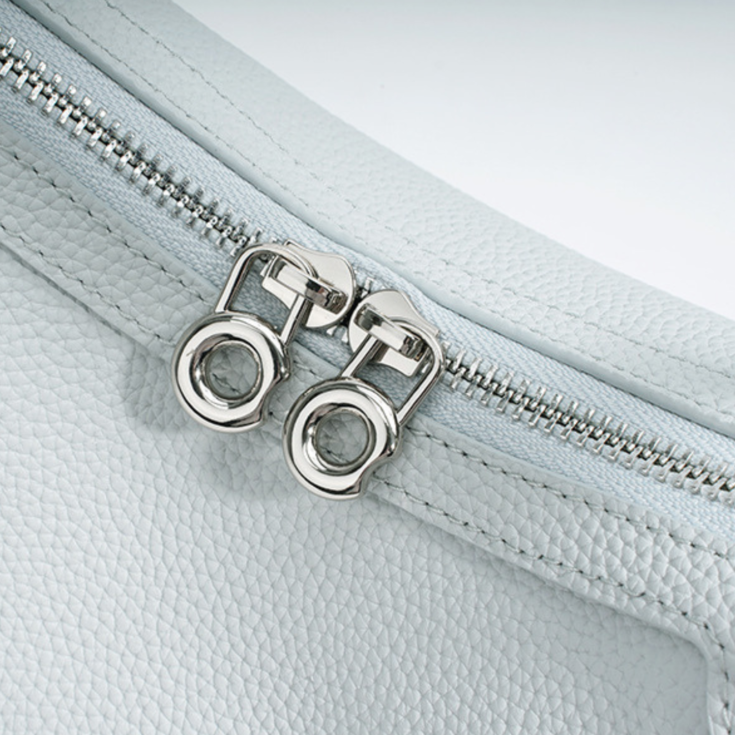 Geneviève Prestige Handbag