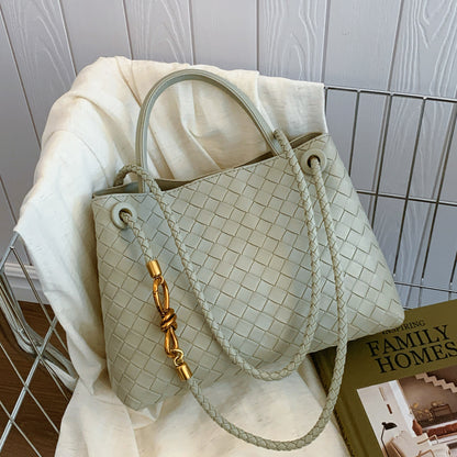 Ambrosia Court Handbag