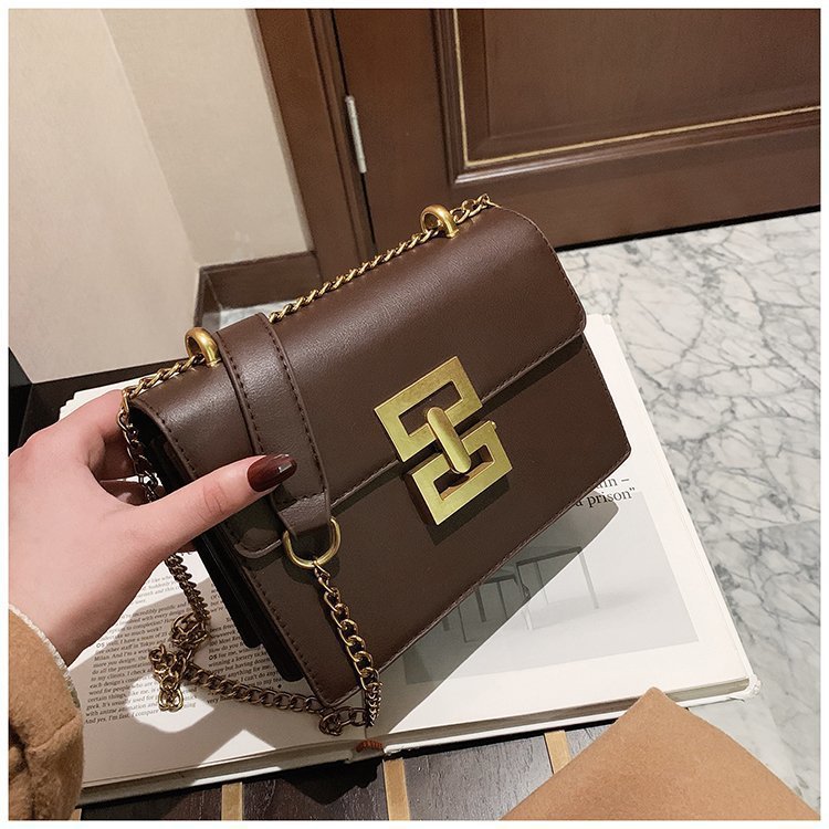 Quintessa Shoulder Bag