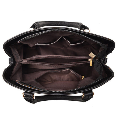 Elizabeth Shoulder Bag