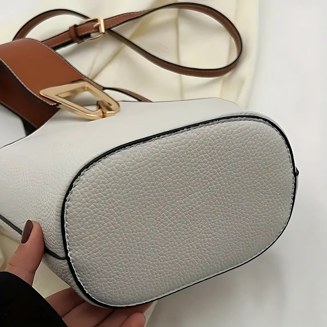 Divine Pearl Handbag