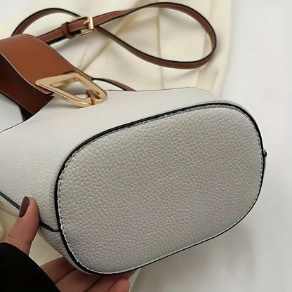 Divine Pearl Handbag